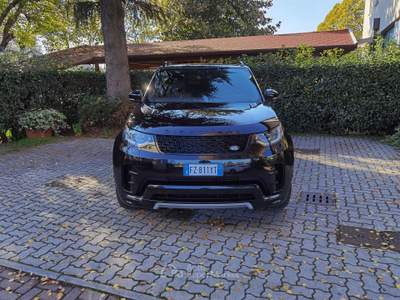 Land Rover Discovery 2.0 sd4 HSE 240cv 7posti auto Nero usata Cairate