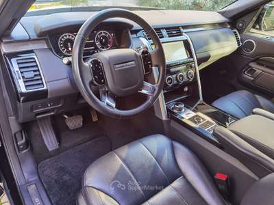 Land Rover Discovery 2.0 sd4 HSE 240cv 7posti auto Nero usata Cairate