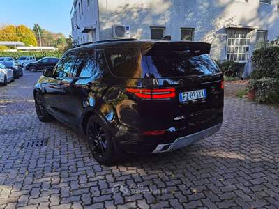 Land Rover Discovery 2.0 sd4 HSE 240cv 7posti auto Nero usata Cairate