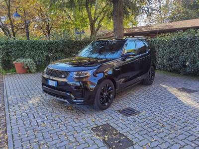 Land Rover Discovery 2.0 sd4 HSE 240cv 7posti auto Nero usata Cairate