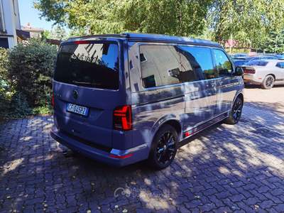 Volkswagen Multivan Beach Camper "Edition" 2.0 TDI 110 kW ant. DSG Grigio usata Cairate