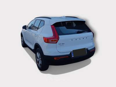 Volvo XC40 INSCRIPTION Bianco usata Pisa