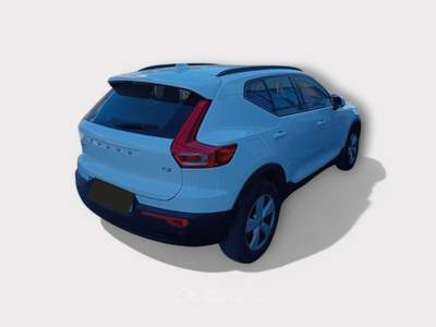 Volvo XC40 INSCRIPTION Bianco usata Pisa
