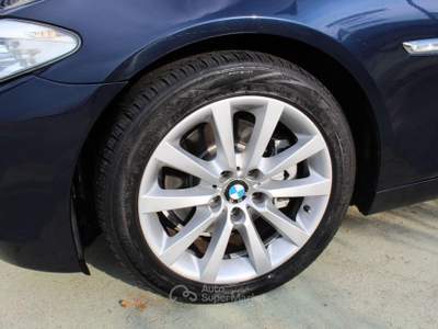 BMW Serie 5 520d 520d Futura Blu/Azzurro usata Padula