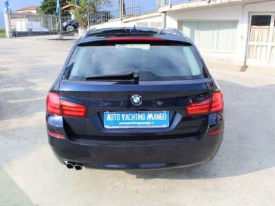 BMW Serie 5 520d 520d Futura Blu/Azzurro usata Padula