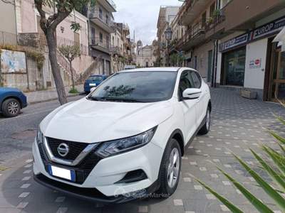 Nissan Qashqai 1.5dci Business 115CV - Autocarro Bianco usata Zafferana Etnea
