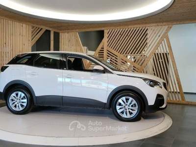 Peugeot 3008 1.5 bluehdi Business s&s 130cv eat8 Bianco usata Lamezia Terme