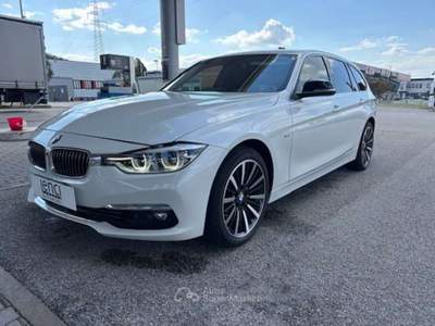 BMW Serie 3 325tds 325 Touring cilindrata 2.0 d Touring Luxury 224cv auto Bianco usata Noventa Padovana
