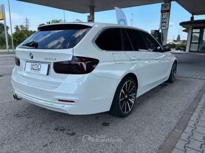 BMW Serie 3 325tds 325 Touring cilindrata 2.0 d Touring Luxury 224cv auto Bianco usata Noventa Padovana