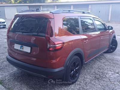 Dacia Jogger 1.0 TCe GPL 100 CV 7 posti Extreme Up - ProMMo Arancione usata Melegnano