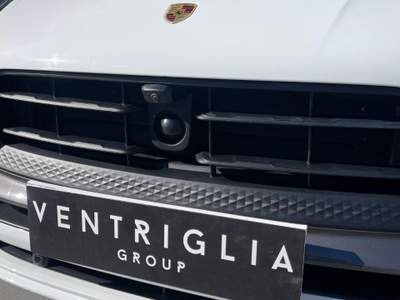 Porsche Macan 2.0 T usata Taranto