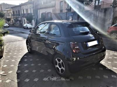 Fiat 500 PASSION 42Kwh 118CV Nero usata Zafferana Etnea
