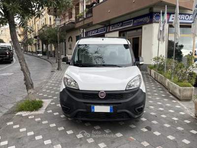 Fiat Doblò Cargo Work-up 1.6 mjt 105CV Bianco usata Zafferana Etnea