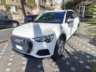 Audi Q3 35 2.0 tdi Business S-Tronic 150CV usata Zafferana Etnea