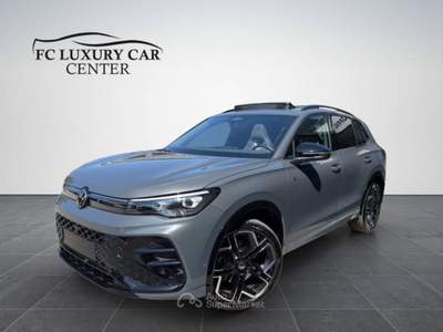 Volkswagen Tiguan 2.0 tdi R-Line 4motion 193cv dsg Grigio usata Sant'Egidio del Monte Albino