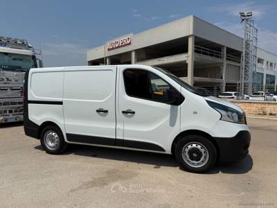 Renault Trafic Trafic T29 1.6dCi 145 PC-TN Furgone Ice Bianco usata San Michele salentino