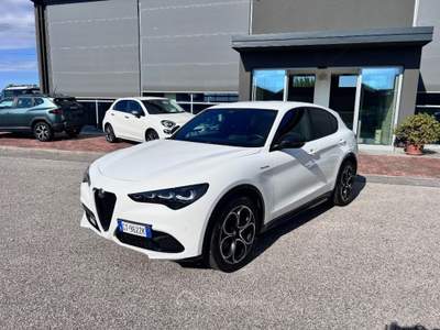 Alfa Romeo Stelvio 2.2 Turbodiesel 210 CV AT8 Q4 Veloce Bianco usata Pieve di Soligo