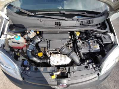 Fiat Panda S&S, 2 posti, 5 porte, Anno 08/2016, Km 105.000, OK NEOPATENTATI Bianco usata Reggio nell'Emilia