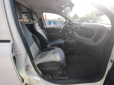 Fiat Panda S&S, 2 posti, 5 porte, Anno 08/2016, Km 105.000, OK NEOPATENTATI Bianco usata Reggio nell'Emilia