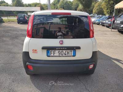 Fiat Panda S&S, 2 posti, 5 porte, Anno 08/2016, Km 105.000, OK NEOPATENTATI Bianco usata Reggio nell'Emilia