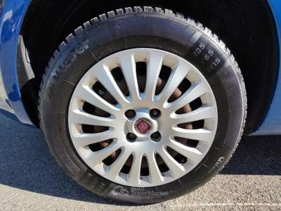 Fiat Punto Evo 5 P Active Natural Power, OK NEOPATENTATI Blu/Azzurro usata Reggio nell'Emilia