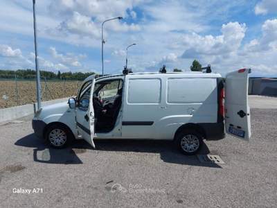Fiat Doblò DOBLO MAXI METANO Bianco usata Castel Maggiore
