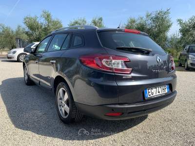 Renault Mégane Neopatentati Nero usata larciano