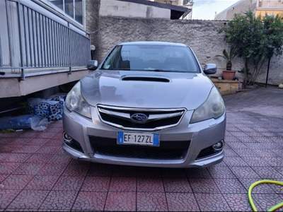 Subaru Legacy veicolo non fumatori Grigio usata Trentola Ducenta
