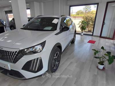 Peugeot 2008 Peugeot 2008 PureTech 101 CV Allure Bianco usata Casoria