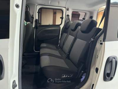 Fiat Doblò 7 posti Bianco usata Montevarchi