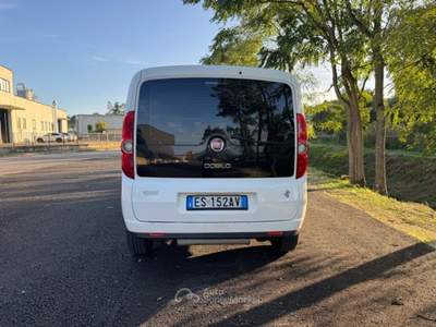 Fiat Doblò 7 posti Bianco usata Montevarchi