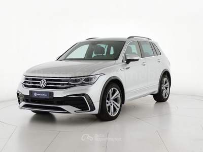 Volkswagen Tiguan 1.5 tsi act 150cv r-line dsg Argento usata Cremona