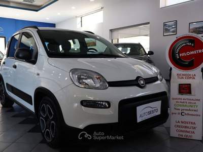 Fiat Panda 1.0 firefly hybrid City Life s&s 70cv Bianco usata Carlentini