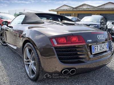 Audi R8 4.2 V8 quattro R tronic Marrone usata Montalto di Castro