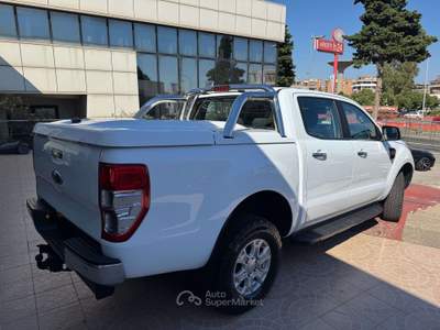 Ford Ranger Ranger 2.0 tdci double cab Limited 170cv auto Bianco usata Pomezia