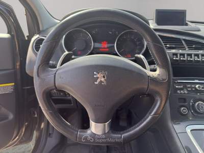 Peugeot 3008 1.6 HDi Business Robotizzato Nero usata Roma
