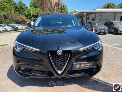 Alfa Romeo Stelvio 2.2 T.diesel 180CV AT8 RWD Exec. Nero usata Latina