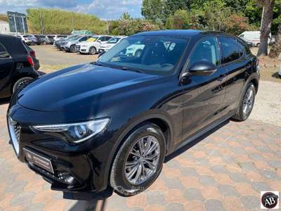 Alfa Romeo Stelvio 2.2 T.diesel 180CV AT8 RWD Exec. Nero usata Latina