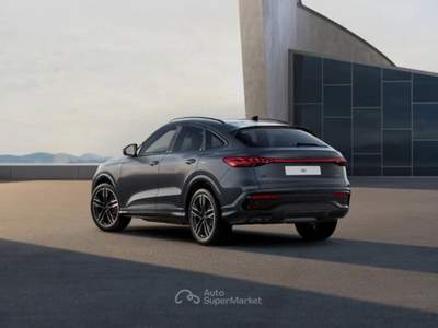 Audi Q5 2.0 tdi 204CV Sportback S line ed.quattro s-tronic Grigio usata Sant'Egidio del Monte Albino