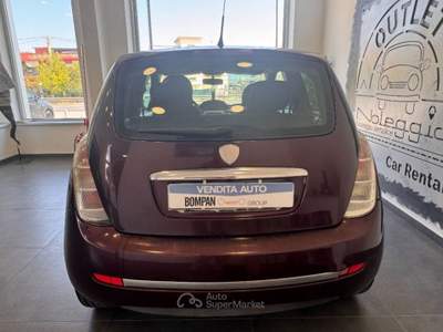 Lancia Ypsilon 1.3 mjt 16v Oro Giallo usata Latina