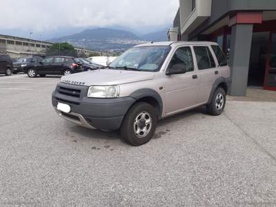 Land Rover Freelander Freelander 2.0 Td4 16V 5p. S.W. Grigio usata Scurelle
