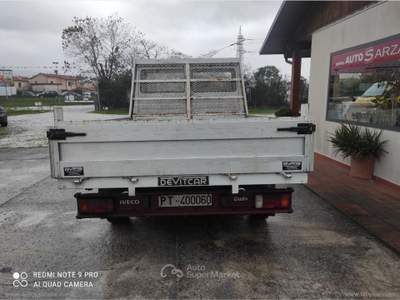 Iveco Daily Daily 30.8 2.5 D PL CASSONATO POCHISSIMI KM ORIGINALI Bianco usata SARZANA
