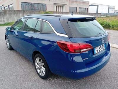 Opel Astra Astra V 2016 Sports Tourer Sports 1.6 cdti Blu/Azzurro usata TRAVAGLIATO