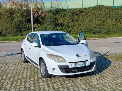 Renault Mégane Vendo per passaggio auto piu grande Bianco usata Forlì