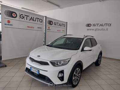 Kia Stonic  1.4 mpi ecogpl energy Bianco usata Pisa