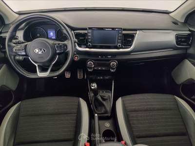 Kia Stonic  1.4 mpi ecogpl energy Bianco usata Pisa