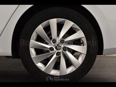 Skoda Octavia wagon 2.0 tdi 150cv executive dsg Bianco usata Cremona