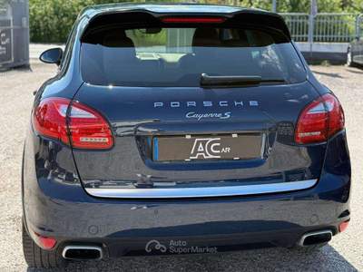 Porsche Cayenne Cayenne 4.1 V8 tdi S tiptronic Blu/Azzurro usata Ardea