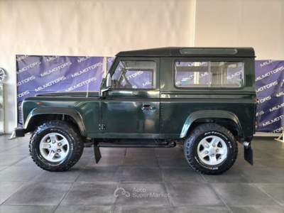 Land Rover Defender 90 2.5 Td5 Verde usata Messina