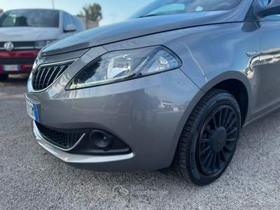 Lancia Ypsilon Ypsilon 1.0 FireFly 5pS&S Hyb. Eco Silv. Grigio usata RIMINI